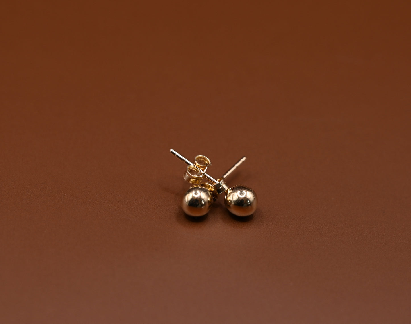 14 karaat klassieke gouden oorsteker