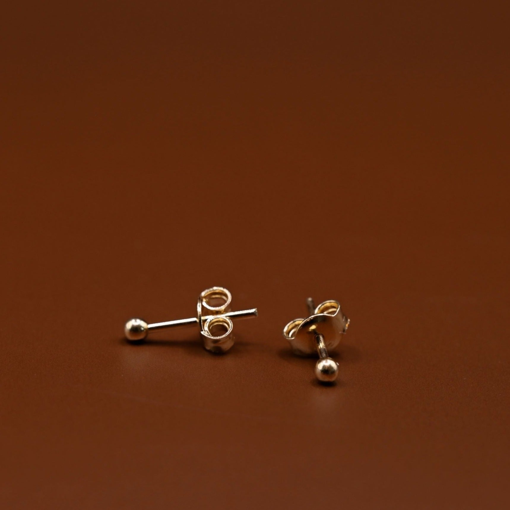 14 karaat gouden mini oorstekers