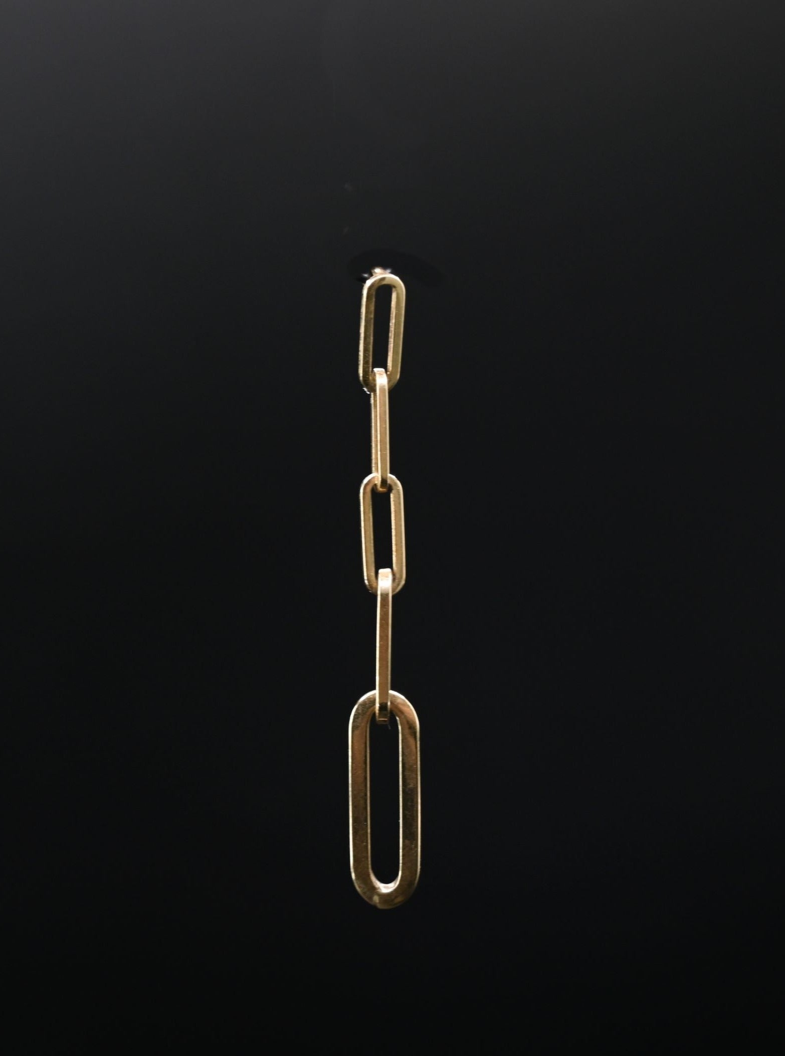 14 karaat gouden oorbellen/oorstekers met geschakeld design